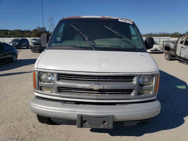 2002 Chevrolet Express G3500