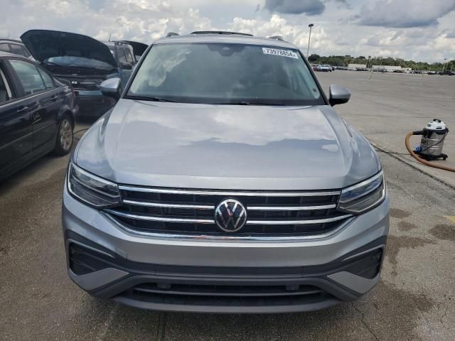 2023 Volkswagen Tiguan SE