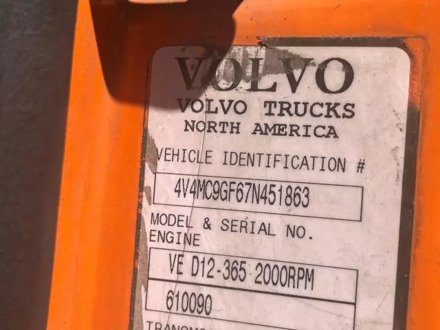 2007 Volvo VN VNM