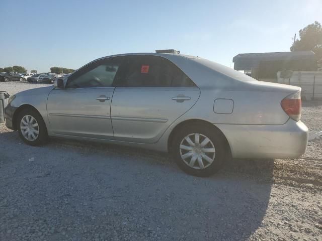 2005 Toyota Camry LE