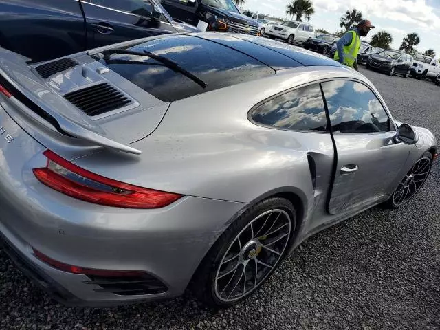 2017 Porsche 911 Turbo