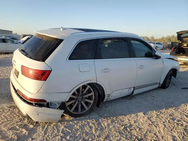 2019 Audi Q7 Premium Plus