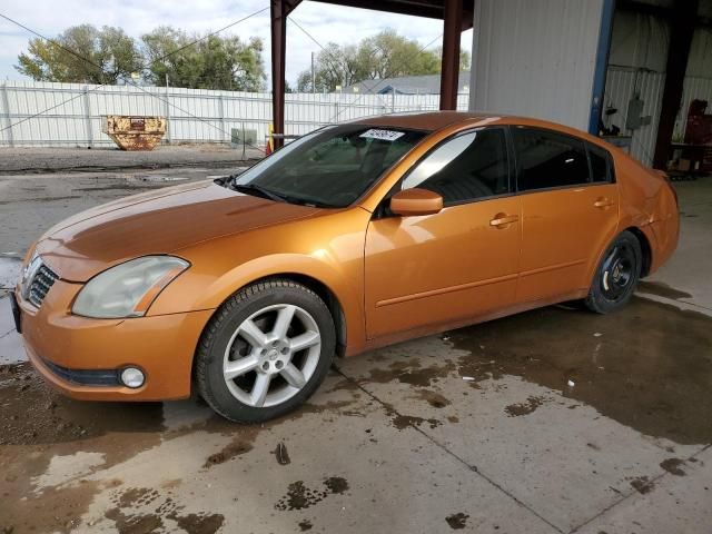 2004 Nissan Maxima SE