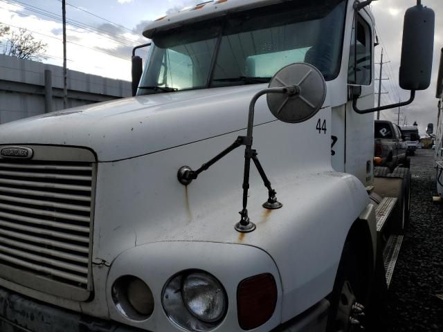 1999 Freightliner Conventional FLC120