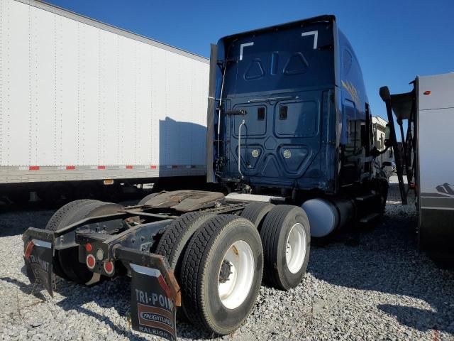 2016 Freightliner Cascadia 125