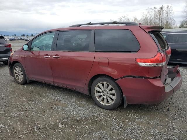 2013 Toyota Sienna XLE