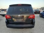 2013 Volkswagen Routan SEL Premium