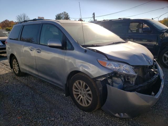 2014 Toyota Sienna XLE