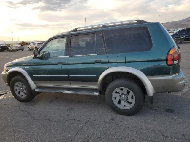 2004 Mitsubishi Montero Sport XLS