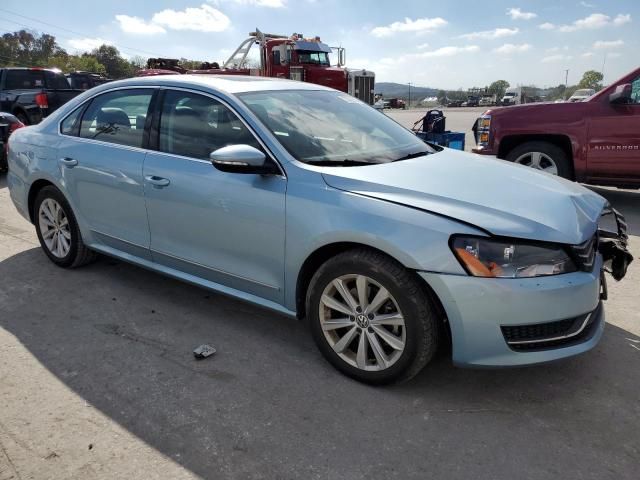 2012 Volkswagen Passat SEL