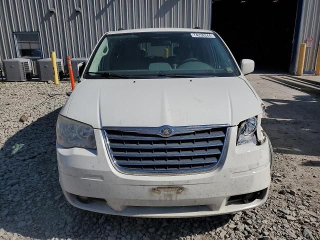 2010 Chrysler Town & Country Touring