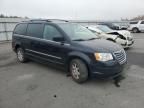 2010 Chrysler Town & Country Touring