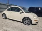 2009 Volkswagen New Beetle S