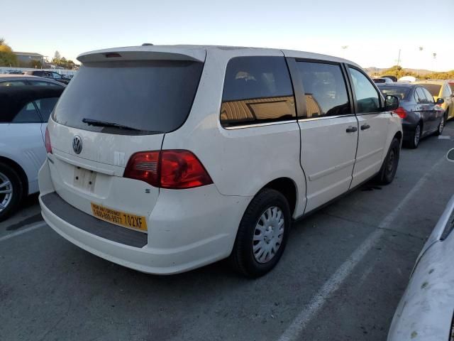 2009 Volkswagen Routan S