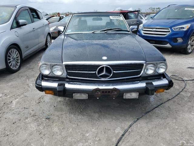 1987 Mercedes-Benz 560 SL