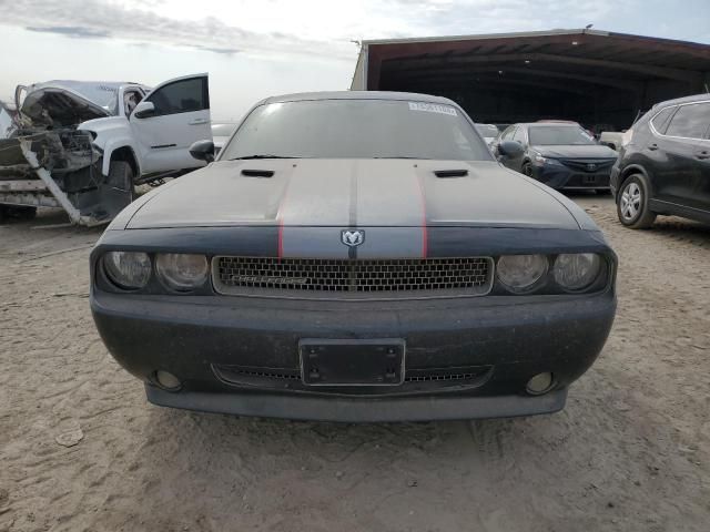 2010 Dodge Challenger SE