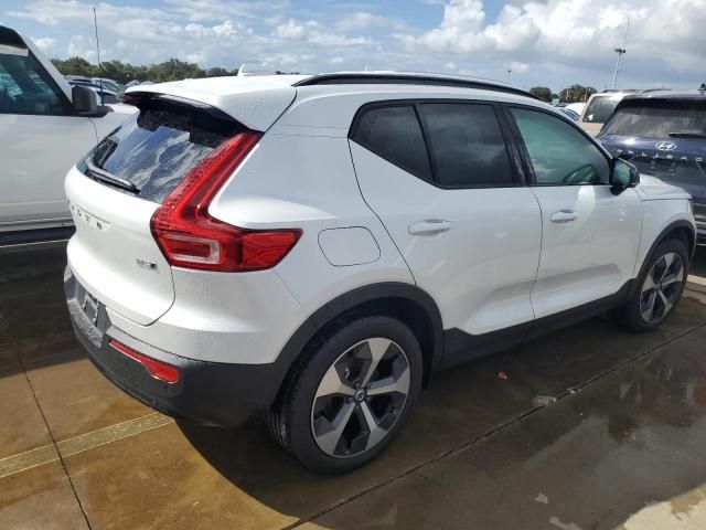 2024 Volvo XC40 Plus