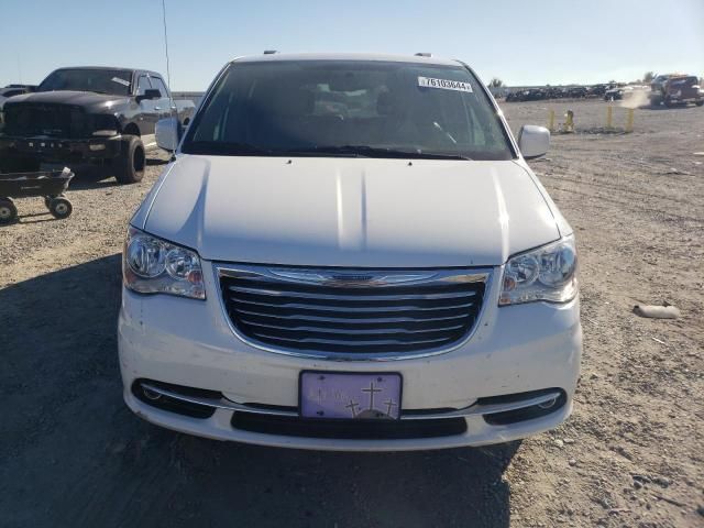 2016 Chrysler Town & Country Touring