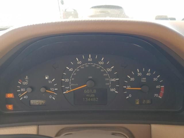 2000 Mercedes-Benz E 320 4matic