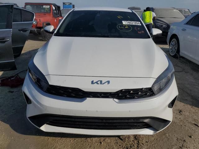 2023 KIA Forte LX