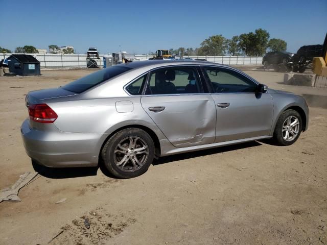 2013 Volkswagen Passat SE