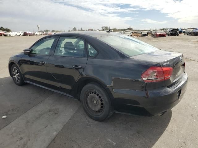 2013 Volkswagen Passat S