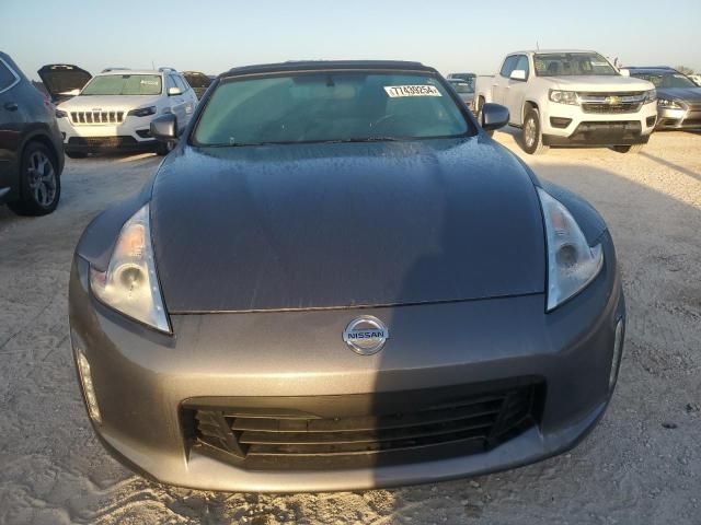 2014 Nissan 370Z Base