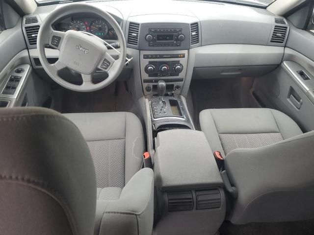 2005 Jeep Grand Cherokee Laredo