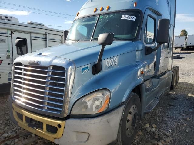 2014 Freightliner Cascadia 125