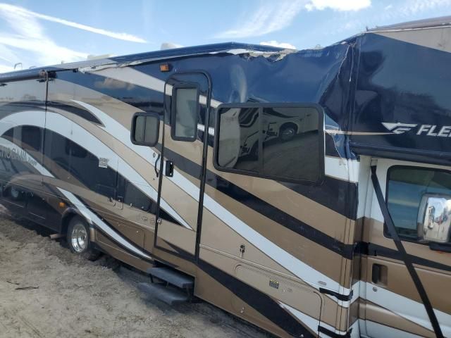 2012 Fleetwood 2012 Ford Econoline E450 Super Duty Cutaway Van