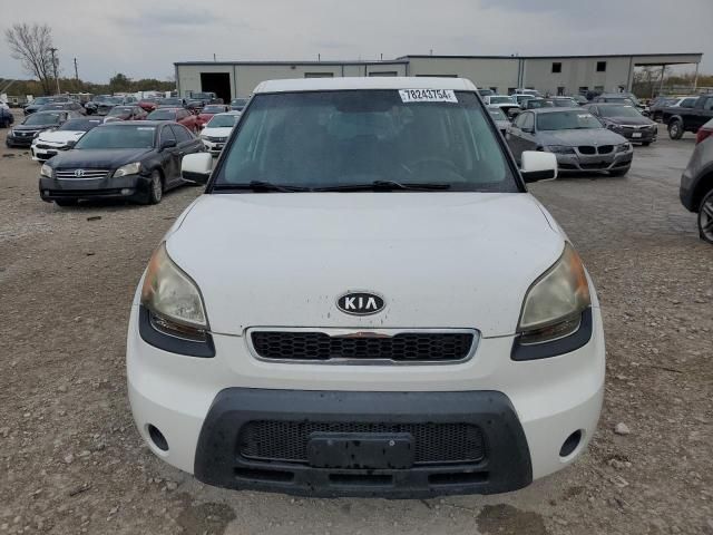 2010 KIA Soul +