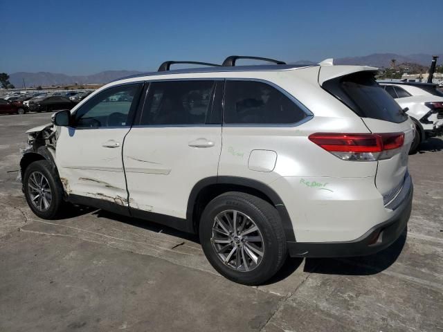 2019 Toyota Highlander SE