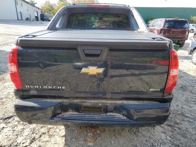 2011 Chevrolet Avalanche LTZ