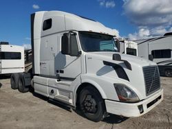 Salvage cars for sale from Copart Chicago: 2015 Volvo VN VNL