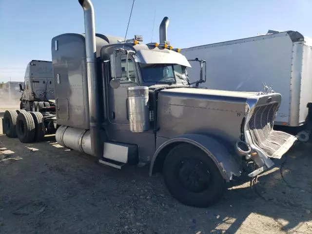 2005 Peterbilt 379