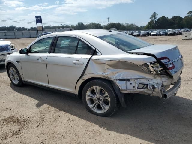 2018 Ford Taurus SEL