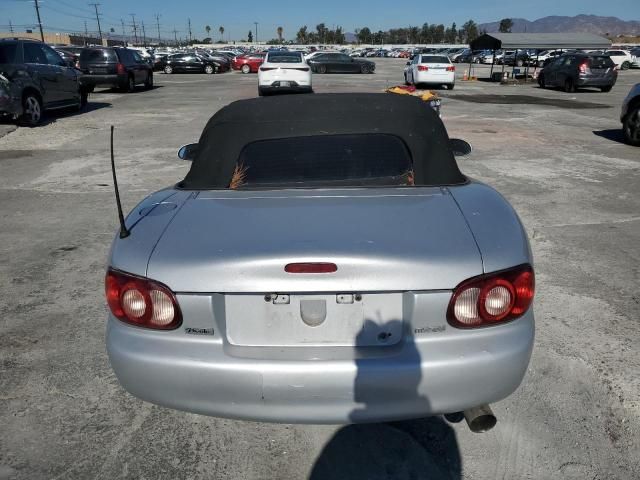 2003 Mazda MX-5 Miata Base