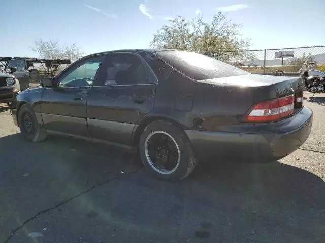 2000 Lexus ES 300