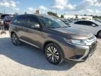 2019 Mitsubishi Outlander SE