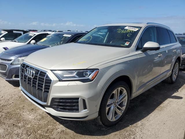 2021 Audi Q7 Premium Plus