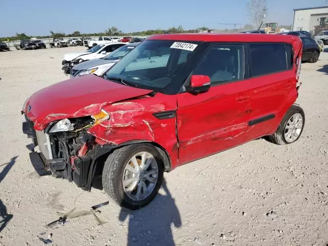 2013 KIA Soul +