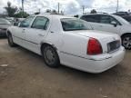 2006 Lincoln Town Car Signature Limited