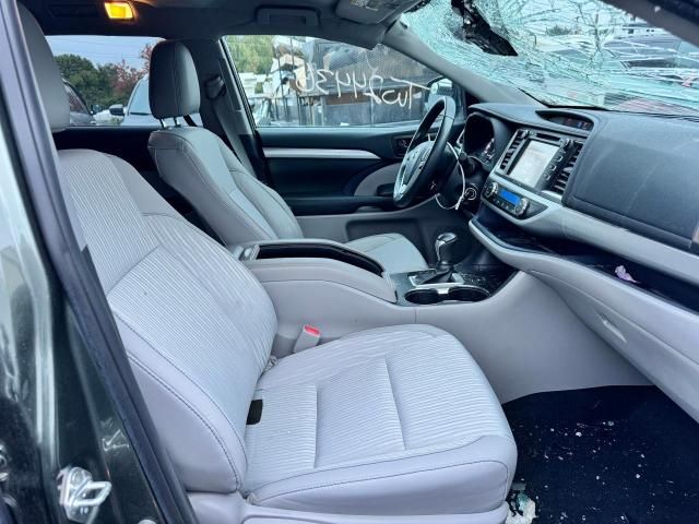 2019 Toyota Highlander LE