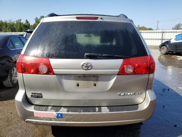 2009 Toyota Sienna CE