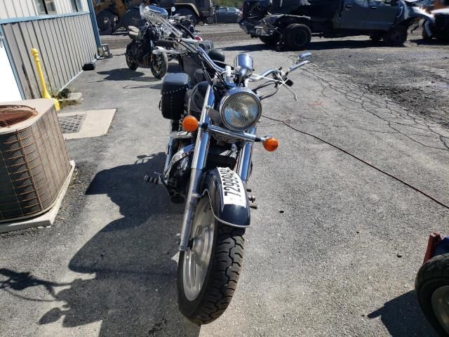 2000 Honda VT1100 C2