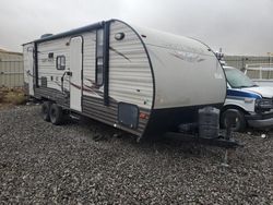 Salvage trucks for sale at Reno, NV auction: 2016 Chrk 31'