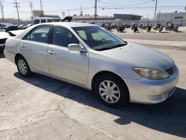 2005 Toyota Camry LE