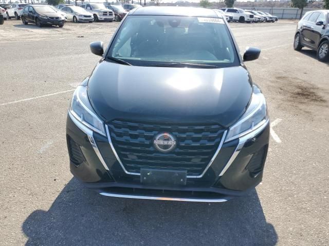 2022 Nissan Kicks S