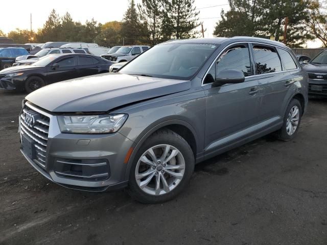 2017 Audi Q7 Premium Plus