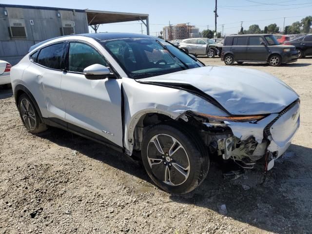 2021 Ford Mustang MACH-E Select